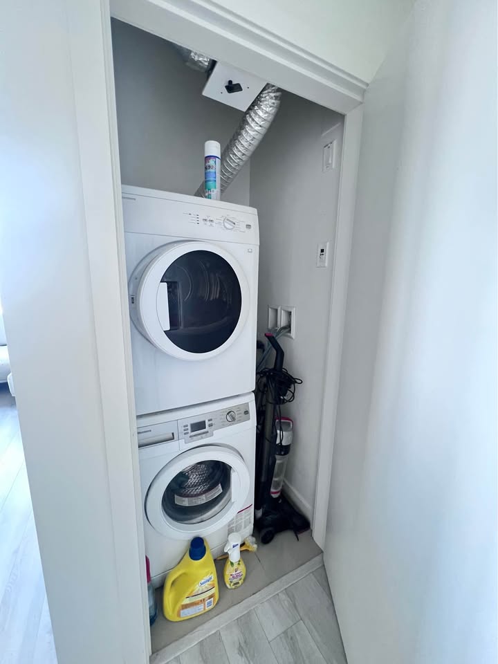 675086310_26550174177971611_2546207266654716453_n 2 Beds 2 Baths – Apartment