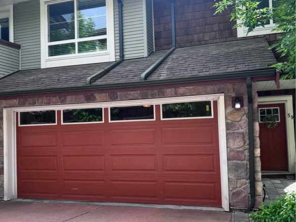 3 Beds 2 Baths – Townhouse