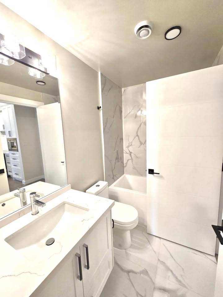 702569087_26897433659912326_2280536613449160872_n 1 Bed 1 Bath – Apartment