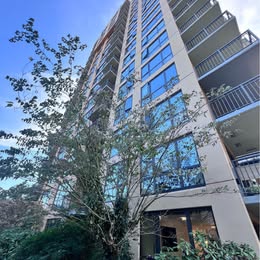 2 bed 2 bath Condo