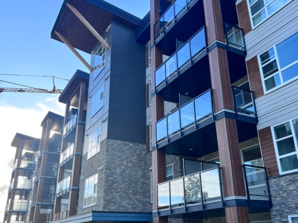 1 bed +Den 1 bath – Apartment
