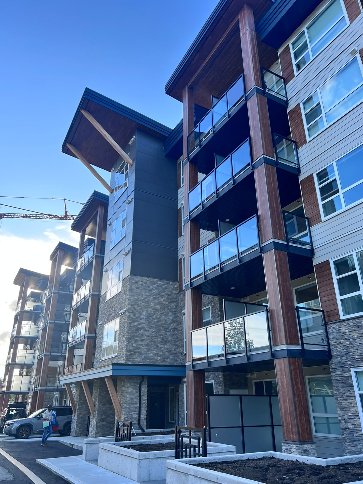 1 bed +Den 1 bath – Apartment